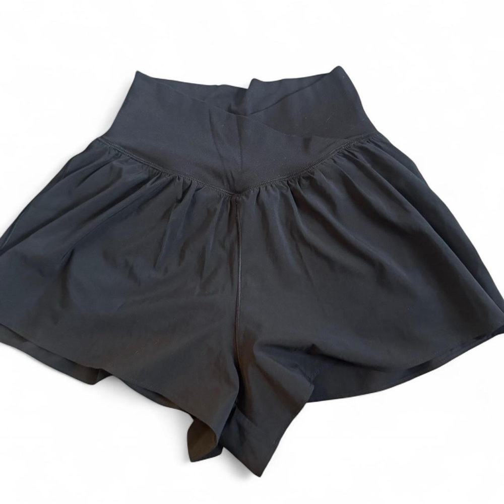 Aerie black shorts